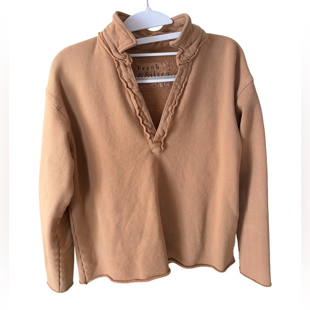Frank & Eileen Patrick Triple Fleece Camel/Tan Size M